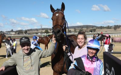 Inverell Race Meeting an All-Female Affair