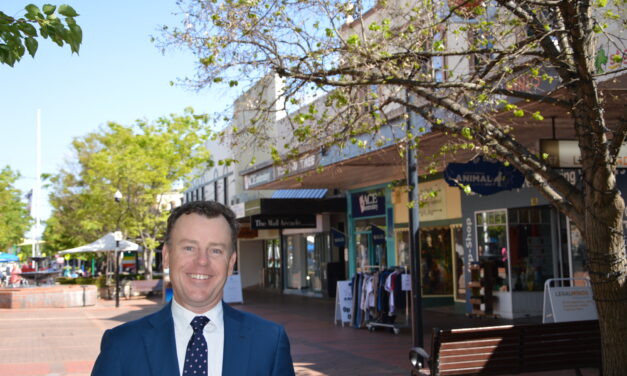 Locals Urged to Support Small Business Month 